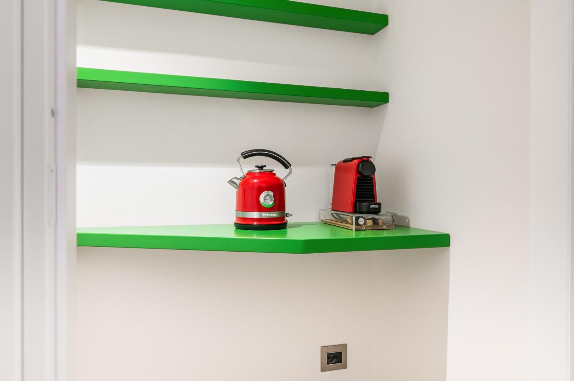 Piazza Indipendenza Loft & Rooms ปาแลร์โม ภายนอก รูปภาพ