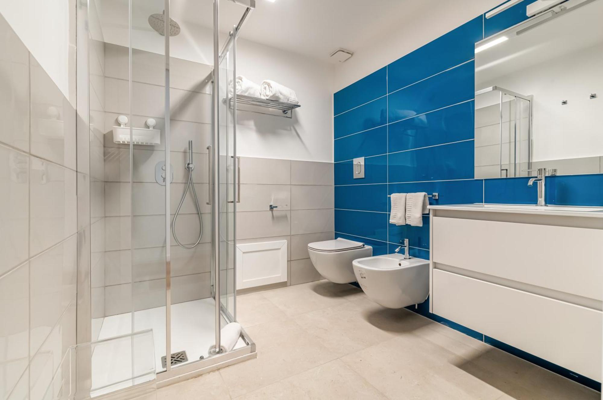 Piazza Indipendenza Loft & Rooms ปาแลร์โม ภายนอก รูปภาพ