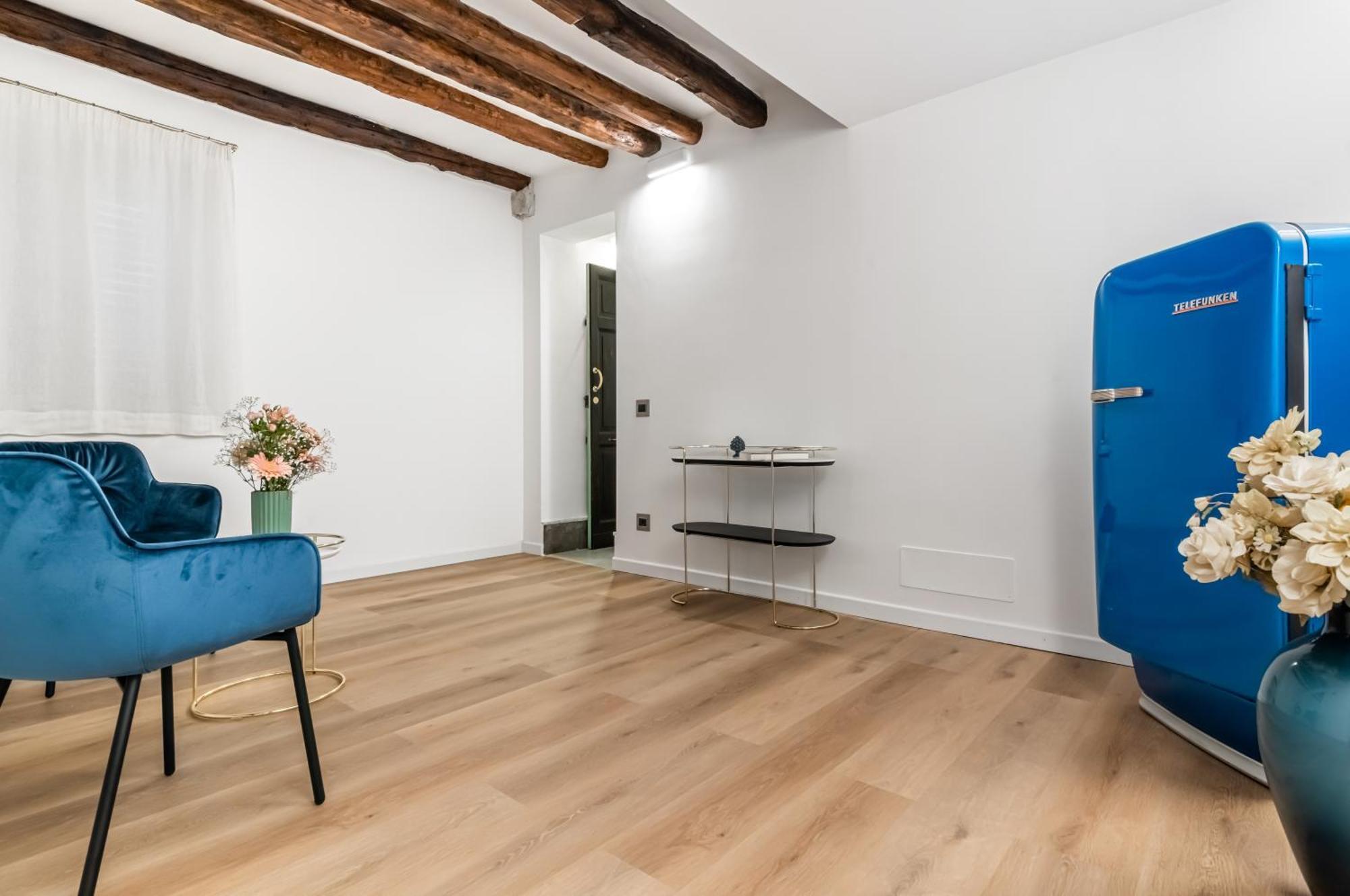 Piazza Indipendenza Loft & Rooms ปาแลร์โม ภายนอก รูปภาพ