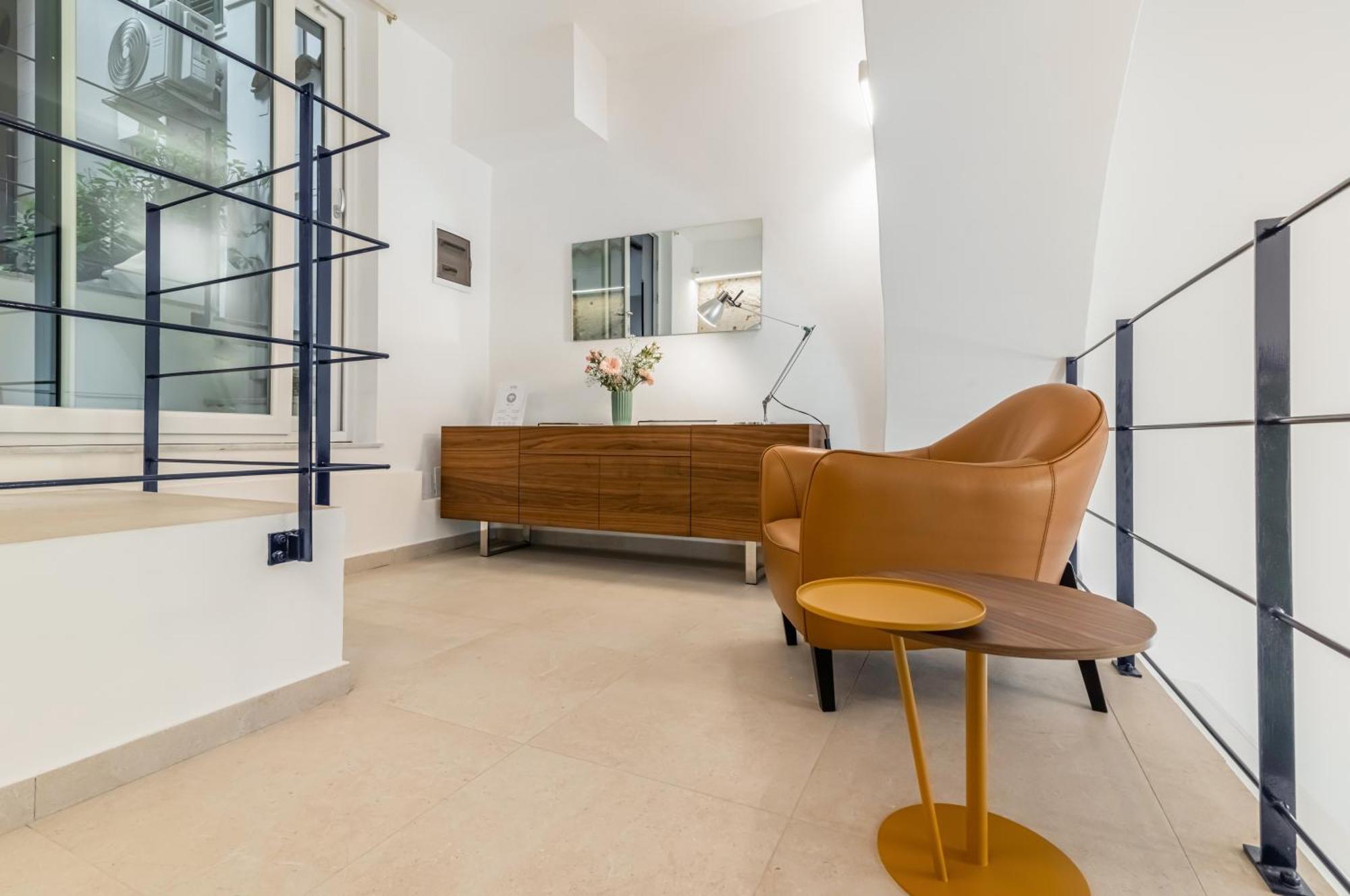 Piazza Indipendenza Loft & Rooms ปาแลร์โม ภายนอก รูปภาพ